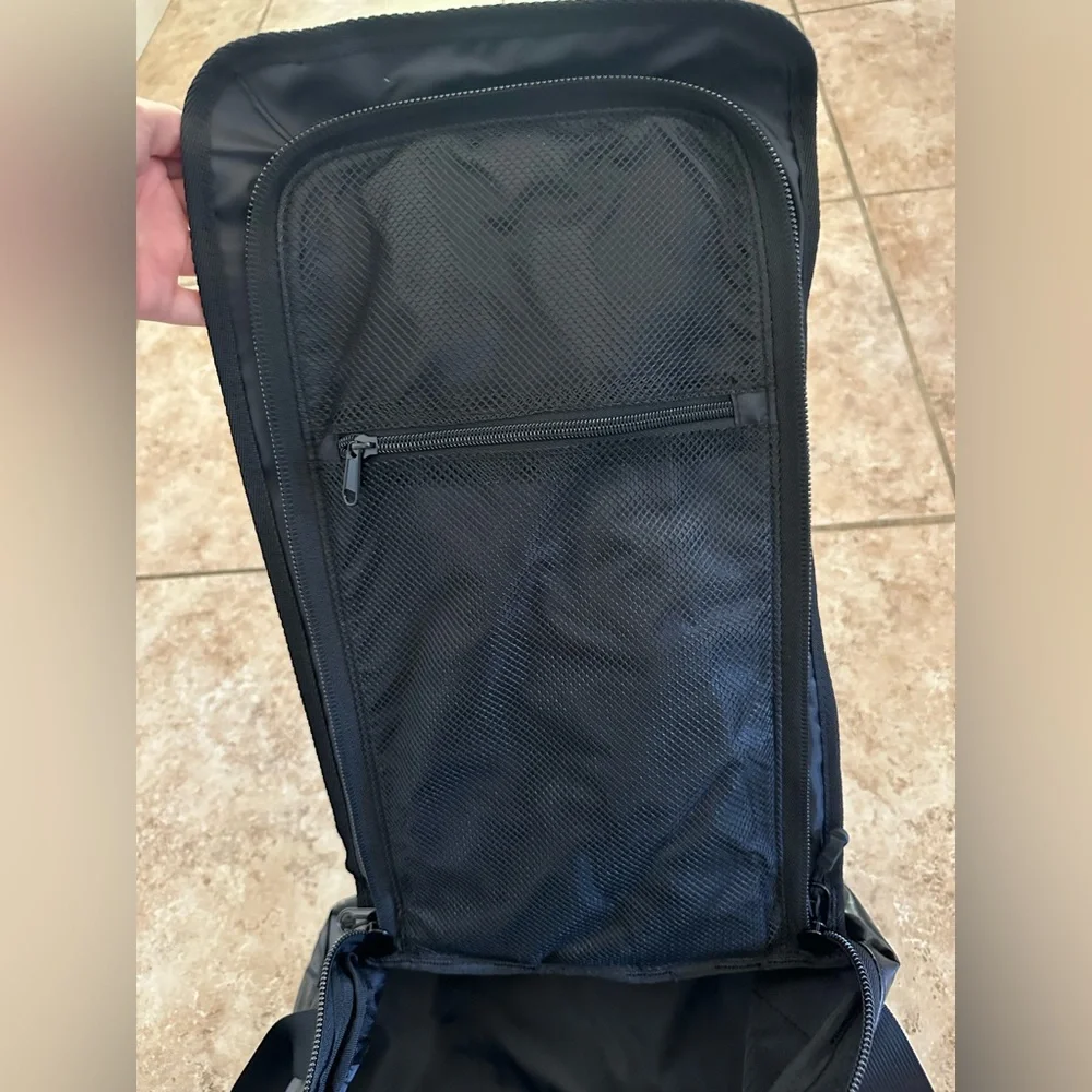 Levi’s black duffel bag backpack